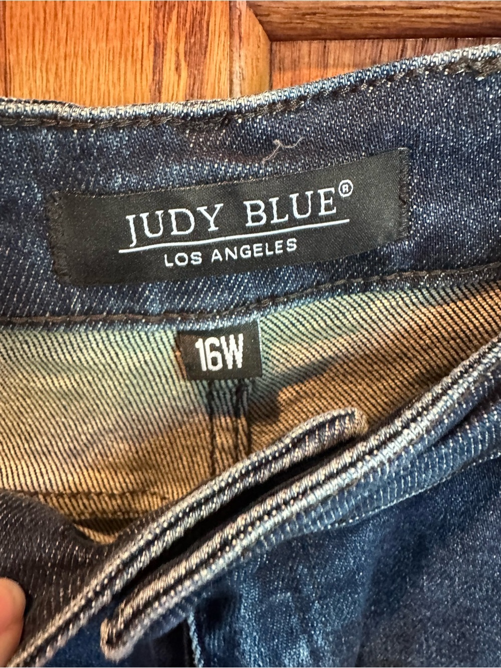 Judy Blue Size 16W Buffalo Plaid Patch Mid Rise Cuffed Boyfriend Jeans New - Picture 6 of 16
